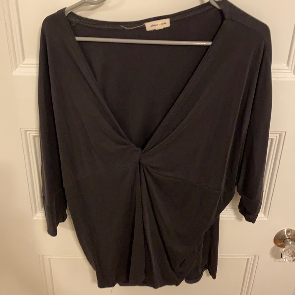 Knotted charcoal gray tee urban outfitters Medium